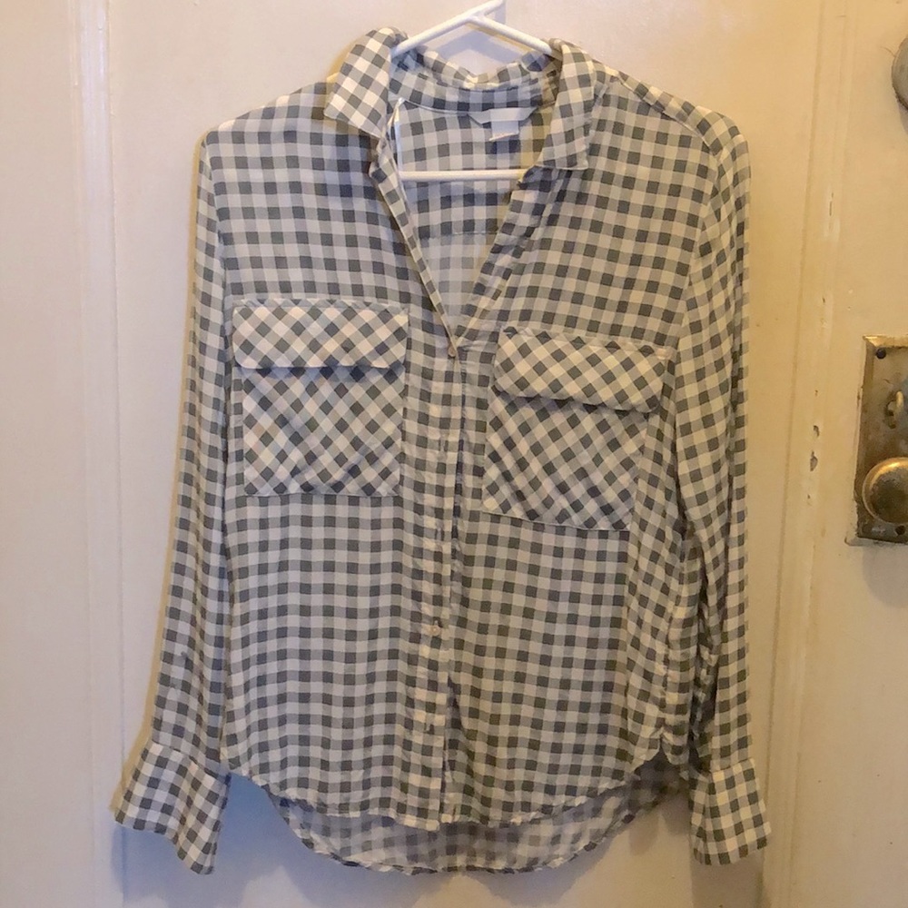 H&M Plaid Button Down Long Sleeves Shirt